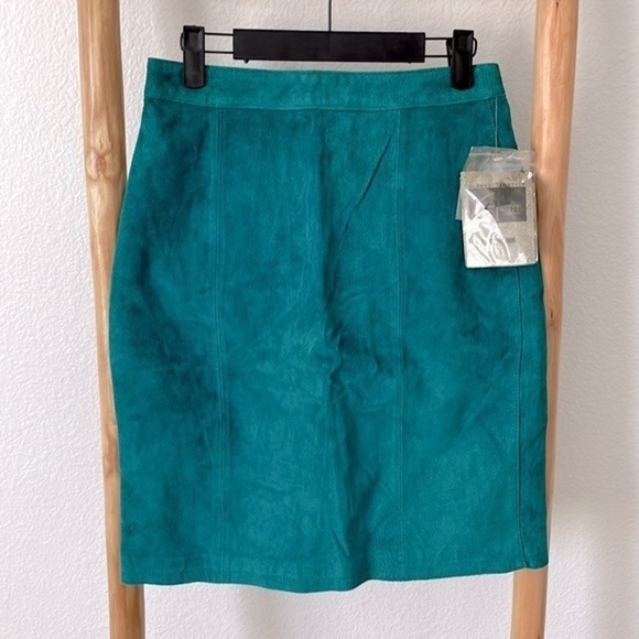 Vintage Dresses & Skirts - NWT Vintage 100% Leather Global Identity Teal Blue Skirt